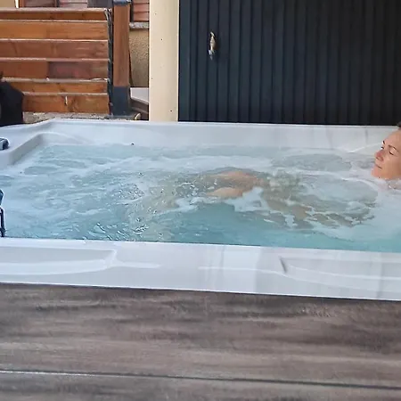 Naturiste K6nat Jacuzzi Villa Agde