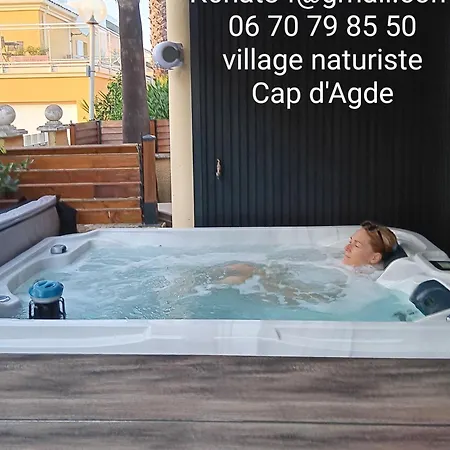 Villa Naturiste K6nat Jacuzzi *