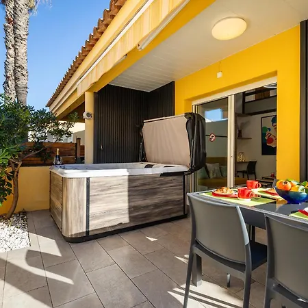 Nix -villa Prive 4p - Terrasse - Parking - Climatisation - Cap Naturiste فيلة